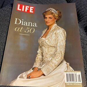 BOOK LIFE Special Edition Diana at 50